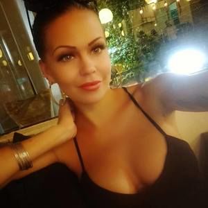 Meet your Posher, Shawna